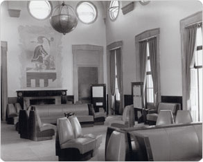 The view of the Pelham Bay Park Clubhouse, circa 1940. The view of the Pelham Bay Park Clubhouse, circa 1940.