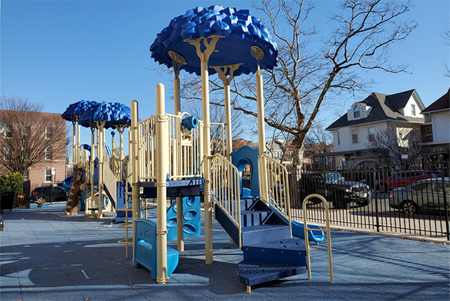 Children's play equipment in a form resembling trees