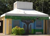Mural in Claremont Park pool 