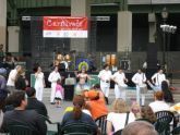 Pei Di Boi performing on the plaza. 